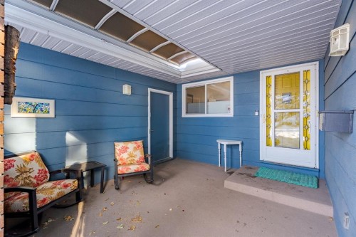 84 Thornaby Crescent Nw, Calgary, AB -  With Exterior