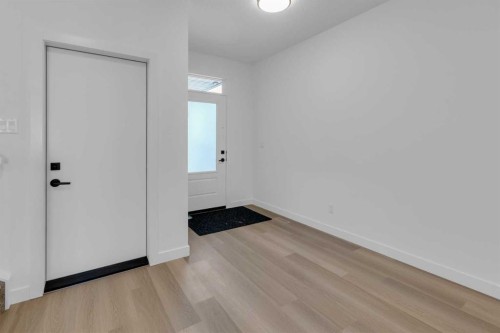 1325 South Point Parade Sw, Airdrie, AB - Indoor Photo Showing Other Room