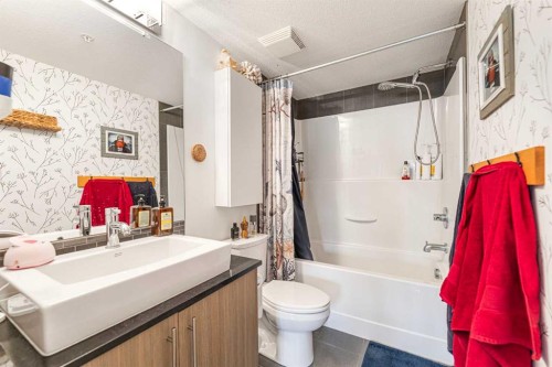 3305-11 Mahogany Row Se, Calgary, AB 