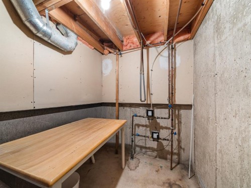 29 Millrise Lane Sw, Calgary, AB - Indoor