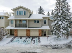 29 Millrise Lane SW Calgary, AB T2Y 2C3