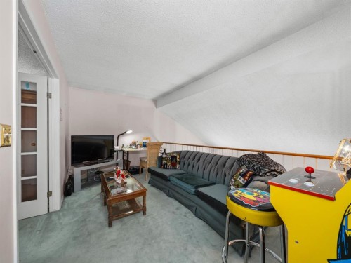 29 Millrise Lane Sw, Calgary, AB - Indoor