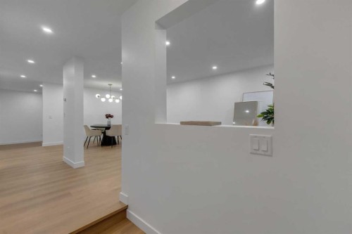 14115 Deer Run Boulevard Se, Calgary, AB - Indoor Photo Showing Other Room