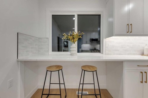 14115 Deer Run Boulevard Se, Calgary, AB - Indoor