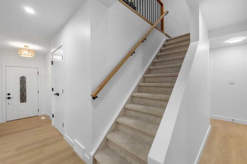 14115 Deer Run Boulevard Se, Calgary, AB - Indoor Photo Showing Other Room