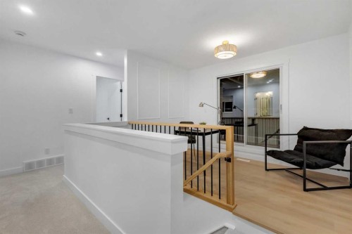 14115 Deer Run Boulevard Se, Calgary, AB - Indoor Photo Showing Other Room