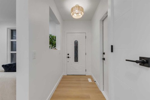 14115 Deer Run Boulevard Se, Calgary, AB - Indoor Photo Showing Other Room