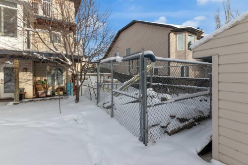 111 Hillview Road, Strathmore, AB - Outdoor With Exterior