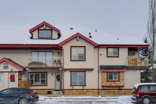 105-27 Everridge Square Sw, Calgary, AB - Outdoor With Facade