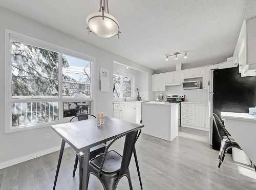 3-119 23 Avenue Ne, Calgary, AB - Indoor