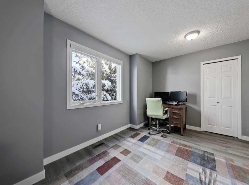 3-119 23 Avenue Ne, Calgary, AB - Indoor