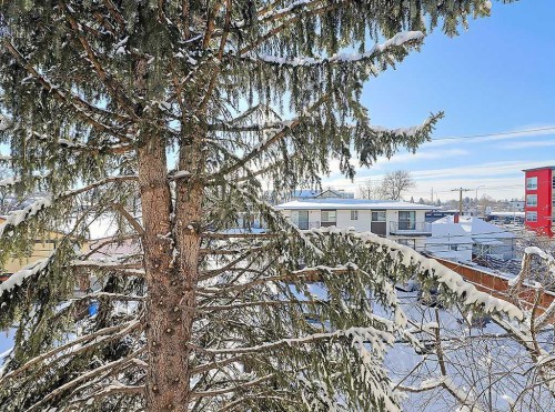 3-119 23 Avenue Ne, Calgary, AB - Outdoor