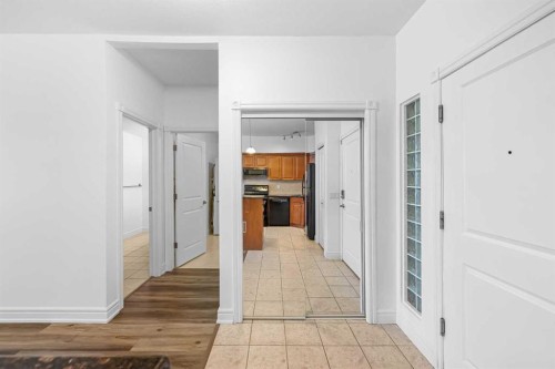 108-11642 Valley Ridge Park Nw, Calgary, AB - Indoor Photo Showing Other Room