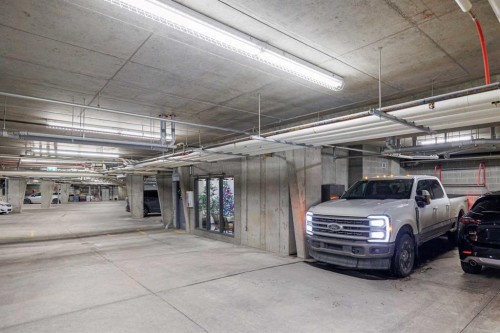 108-11642 Valley Ridge Park Nw, Calgary, AB - Indoor Photo Showing Garage
