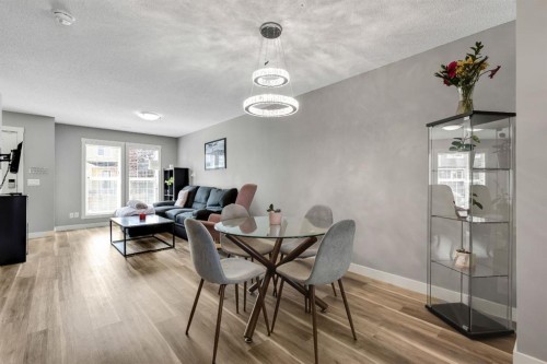 220 Mckenzie Towne Close Se, Calgary, AB - Indoor