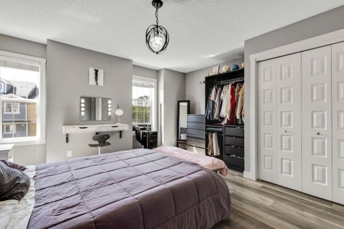 220 Mckenzie Towne Close Se, Calgary, AB - Indoor Photo Showing Bedroom