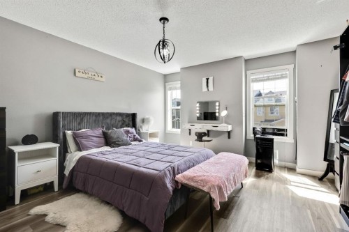 220 Mckenzie Towne Close Se, Calgary, AB - Indoor Photo Showing Bedroom