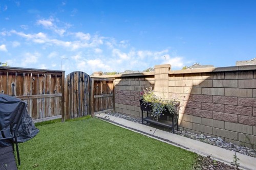 220 Mckenzie Towne Close Se, Calgary, AB - Outdoor