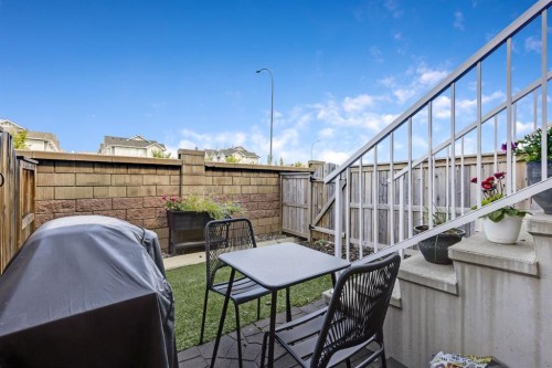 220 Mckenzie Towne Close Se, Calgary, AB - Outdoor With Exterior