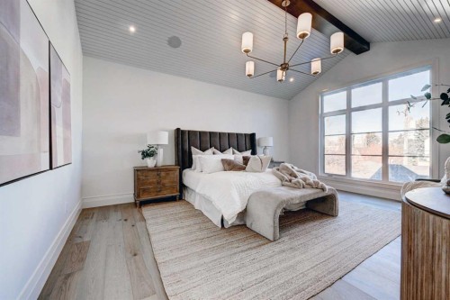 3614 10 Street Sw, Calgary, AB - Indoor Photo Showing Bedroom
