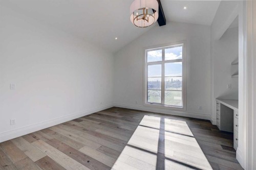 3614 10 Street Sw, Calgary, AB - Indoor Photo Showing Other Room