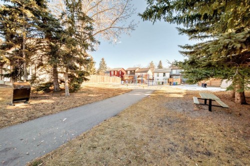 274 Templeview Way Ne, Calgary, AB - Outdoor