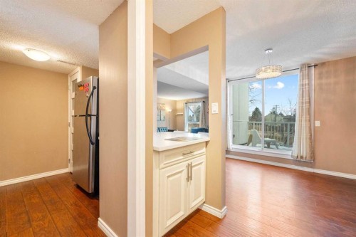 301-13104 Elbow Drive Sw, Calgary, AB - Indoor