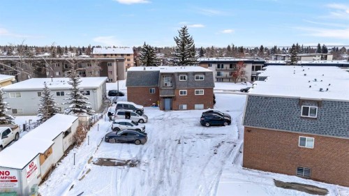 101-427 Huntsville Crescent Nw, Calgary, AB - Outdoor