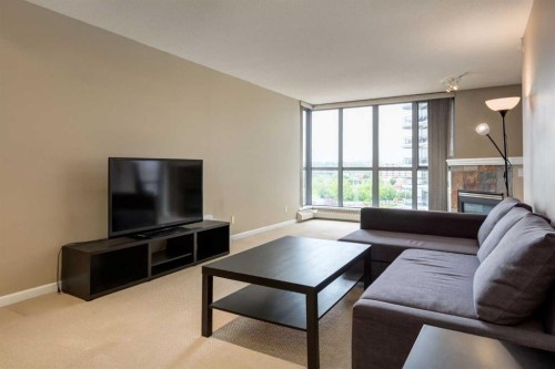 604-650 10 Street Sw, Calgary, AB - Indoor Photo Showing Living Room