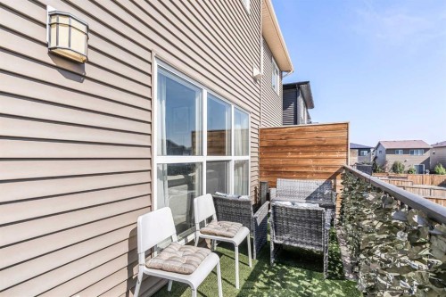 307 Walgrove Boulevard Se, Calgary, AB - Outdoor With Exterior
