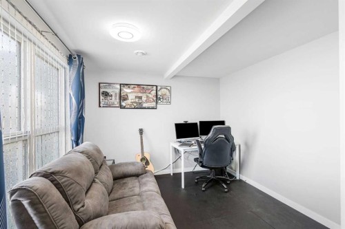 307 Walgrove Boulevard Se, Calgary, AB - Indoor
