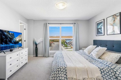 307 Walgrove Boulevard Se, Calgary, AB - Indoor Photo Showing Bedroom