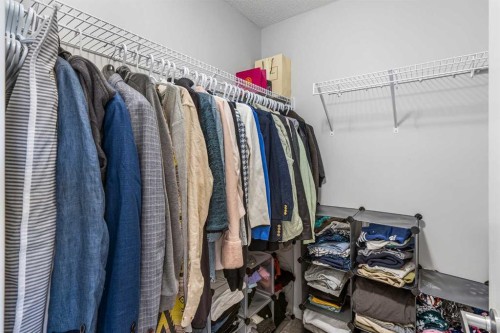 307 Walgrove Boulevard Se, Calgary, AB - Indoor With Storage