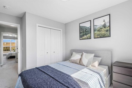 307 Walgrove Boulevard Se, Calgary, AB - Indoor Photo Showing Bedroom