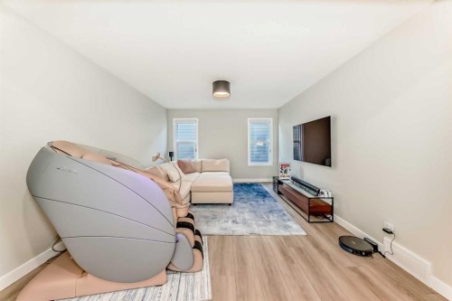 120 Magnolia Manor Se, Calgary, AB - Indoor