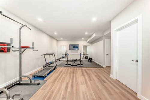 120 Magnolia Manor Se, Calgary, AB - Indoor Photo Showing Gym Room
