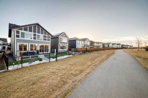 120 Magnolia Manor Se, Calgary, AB - Outdoor