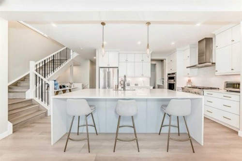 120 Magnolia Manor Se, Calgary, AB - Indoor Photo Showing Kitchen With Upgraded Kitchen