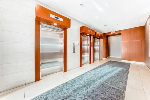 604-510 6 Avenue Se, Calgary, AB - Indoor Photo Showing Other Room