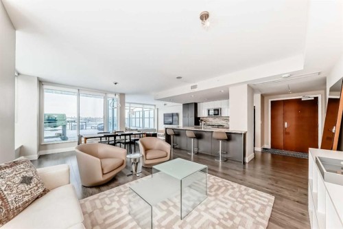 604-510 6 Avenue Se, Calgary, AB - Indoor Photo Showing Living Room