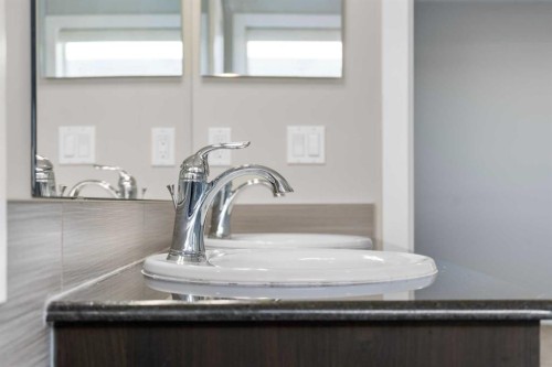 24 Panatella Square Nw, Calgary, AB - Indoor Photo Showing Bathroom