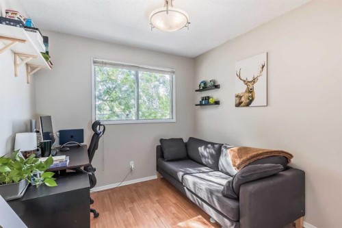 1451 Berkley Drive Nw, Calgary, AB - Indoor Photo Showing Office
