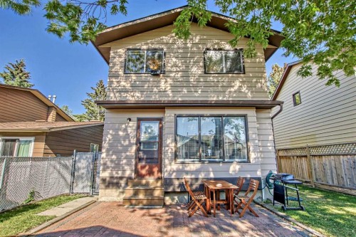 1451 Berkley Drive Nw, Calgary, AB - Outdoor With Deck Patio Veranda