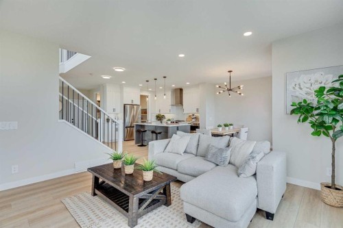 471 Kinniburgh Loop, Chestermere, AB - Indoor Photo Showing Living Room