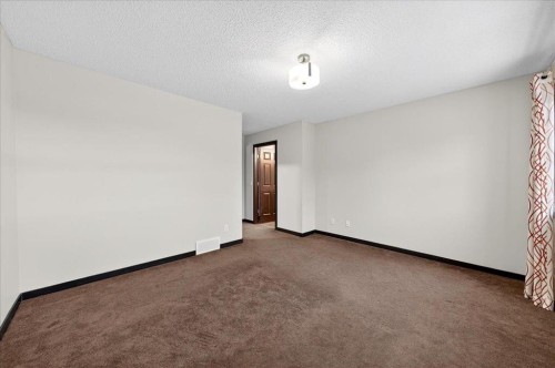 135 Skyview Springs Manor Ne, Calgary, AB - Indoor Photo Showing Other Room