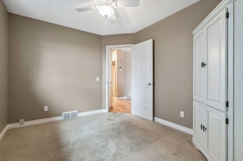 13 Sheep River Link, Okotoks, AB - Indoor Photo Showing Other Room