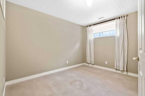 13 Sheep River Link, Okotoks, AB - Indoor Photo Showing Other Room
