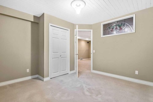 13 Sheep River Link, Okotoks, AB - Indoor Photo Showing Other Room