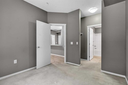 3115-4641 128 Avenue Ne, Calgary, AB - Indoor Photo Showing Other Room