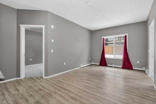 3115-4641 128 Avenue Ne, Calgary, AB - Indoor Photo Showing Other Room